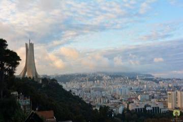 vue d'alger depuis makam el-chahid 27e Congrès National de Chirurgie